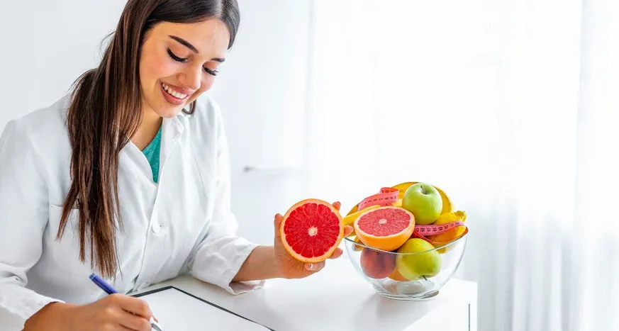 Dr. Elena Dumitrescu